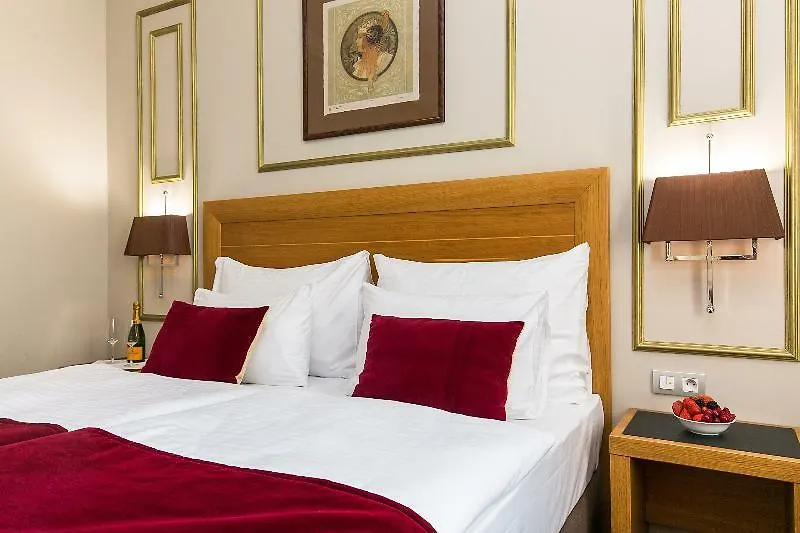 Hotel Caruso Old Town Prag 4*,  Tjeckien