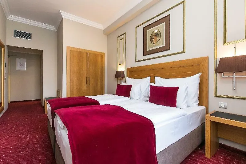 Hotel Caruso Old Town Praga 4*,