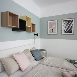 *** Albergue 7 Nights Dominikánské N. República Checa